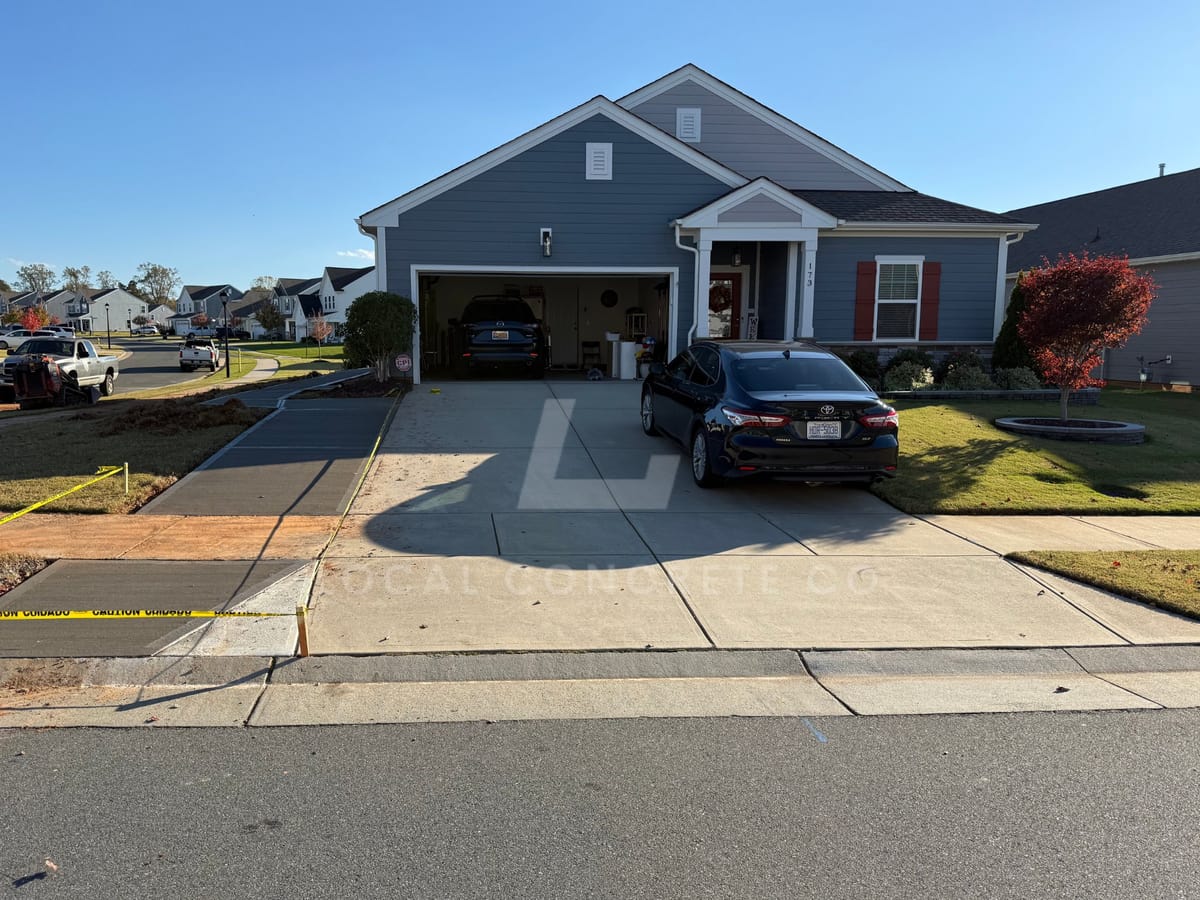 Concrete Driveway Extentions contractor in Gastonia, NC (Gaston County) — Local Concrete Contractor delivers driveway, patio, foundation, and decorative concrete work across the Carolinas with a 30-year structural standard.